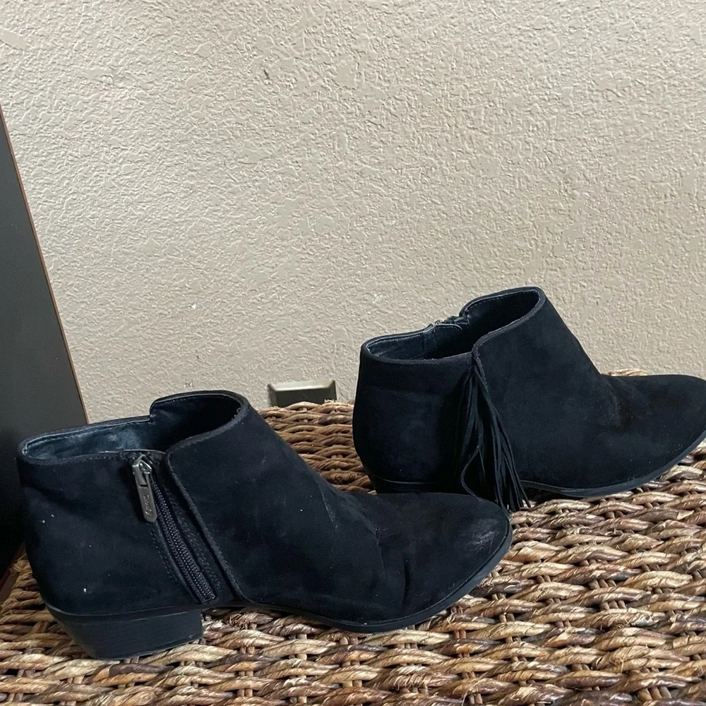 Sam Edelman circus black fringe booties Sz  8 1/2 or 8.5 women zip closure